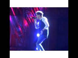 Cause words ain't good enough, oh You Make Me Wanna Tss One More Night Niall Horan Youtube