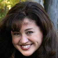 Heidi Mchenry's Instagram, Twitter & Facebook