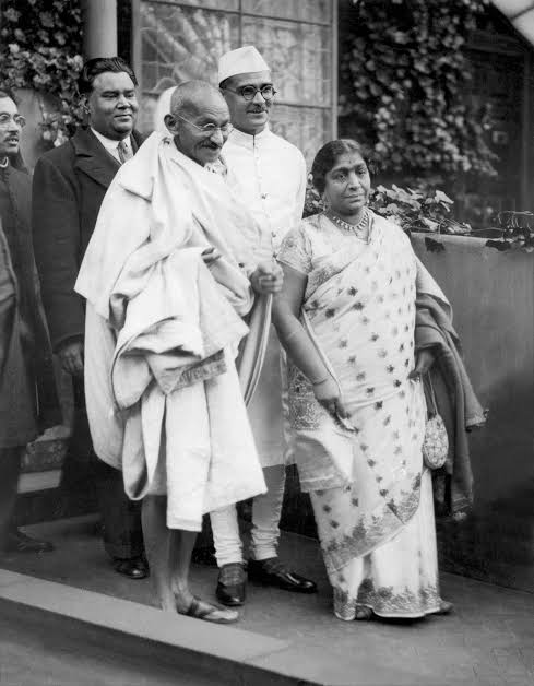 Mahatma Gandhi | Biography, Education, Religion, Accomplishments, Death, Gandhi Jayanti, Martyrs' Day & Facts | Britannica