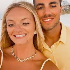 Happy Birthday to this beautiful girl of mine, thankful to be around for  another one. Your finally legally legal;) 🤍