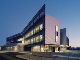 University Of Arizona Medical Center South Campus Cannon Design Cdg Architects University Architecture Healthcare Architecture University Of Arizona