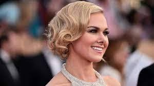 Lauren Bundy's Instagram, Twitter & Facebook