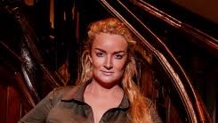 Fisher en robert bredeveld, geproduceerd door jens munnik en jochem fluitsma (fluitsma & van tijn) en gemasterd in de abbey road studios. Samantha Steenwijk Brengt Nieuwe Single Vlees En Bloed Uit Showbizznetwork Nl