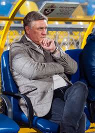 Но как только бывший наставник динамо решит все проблемы в оаэ, петраков передаст. Petrakov Valerij Yurevich Wikiwand