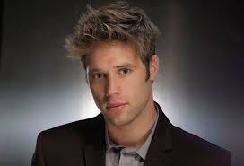 Crónicas Vampíricas': un nuevo fichaje revolucionará el triángulo amoroso  Damon-Elena-Stefan