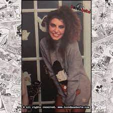 In her long career she has worked with prominent italian songwriters such as pino daniele. Loredana Berte Gli Anni 80 Non Si Scordano Mai Tbt Anni80 80s Loredanaberte Musicaitaliana Facebook