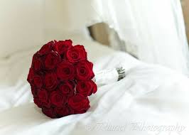 Pin By Sonia On Red Wedding In 2020 Red Bouquet Wedding Red Rose Bouquet Wedding Simple Wedding Bouquets