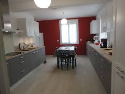Travel guide resource for your visit to herblay. Alliance De Blanc Et De Gris Dans Cette Grande Cuisine Authentique Offrant Un Maximum D Espace De Rangement Cuisine Grise Et Blanche Cuisine Equipee Cuisine