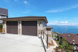 Grundsätzlich muss es genauso verarbeitet werden, wie andere flachdächer auch. Flachdachsanierung Einer Garage Das Sollten Sie Wissen