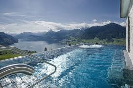 Infinity Pool Mit Aussicht Im Hotel Villa Honegg In Der Schweiz Urlaub Urlaub Schweiz Hotel Deutschland