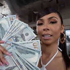 TUMA NAKALA YAKO YA MAOMBI YA KUJIUNGA NA FREEMASON ITUME KUPITIA WAKALA  WETU +255745651709 freemason Tanzania inao mawakala hodari wenye sifa nzuri  ndani na nje ya chama cha FREEMASON. wewe kijana msicha