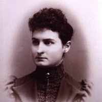 Isabella Wiley's Instagram, Twitter & Facebook