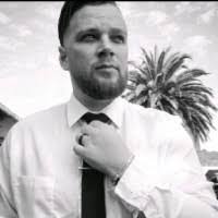 Dewald Strydom's Instagram, Twitter & Facebook