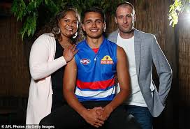 Jamarra ugle hagan is 18 years of age and his girlfriend mia fevola is 21 years of age. Inside The Stunning Similarities Between The Afl Draft S No 1 Pick And Superstar Buddy Franklin Daily Mail Online