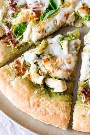 Roasted Garlic Chicken Mozzarella Pizza Red Star Yeast Recipe Roasted Garlic Chicken Recipes Mozzarella Pizza