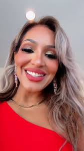 I usually don't kiss my clients at closing but in this case was my husband!  So I am allowed🥳 ‼️congratulations to my hubby for securing this BRAND.  NEW HOME With already $40,000