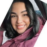 Valerie Irizarry's Instagram, Twitter & Facebook