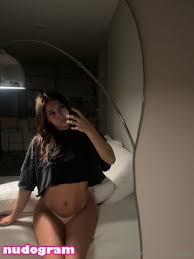 _sissaaa  sissaaa Гола изтичане OnlyFans снимка 19 - Nudogram v2.1