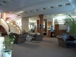 Schauen sie sich 3 bilder an und lesen sie 25 bewertungen. Reception Picture Of Hotel Coroana De Aur Golden Crown Hotel Bistrita Tripadvisor