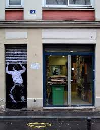 Intrusion Art De Rue Rue De Paris Street Art