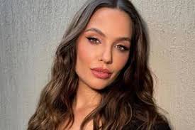 Carla Peterson compartió una foto con su hermana en las redes y el parecido  entre ambas sorprendió a todos