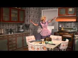 Somewhere That S Green From Little Shop Of Horrors 1982 By Alan Menken Howard Ashman Performed By Ell Little Shop Of Horrors Zombie Prom Soundtrack