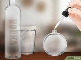 Si vous avez du mal à retirer le dessus du parfum, essayez avec des ciseaux ou un cutter. 4 Manieres De Recycler Les Flacons De Parfum Wikihow