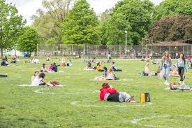 Discover more posts about trinity bellwoods park. This Is What Trinity Bellwoods Looks Like On Its First Weekend With Social Distancing Circles