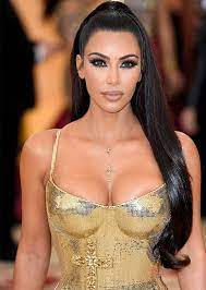 The Best Hair And Makeup Moments Spotted At The 2018 Met Gala Kim Kardashian Hair Kim Kardashian Outfits Kardashian Hair