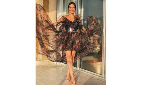 1,918 likes · 16 talking about this. Three Dubai Based Fashionistas Explain Style Differences Between Pakistan And The Uae Arab News