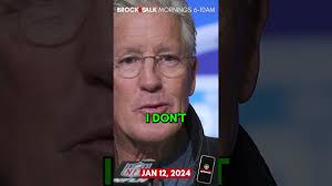 GM Jerry Dipoto discusses newest Mariners acquisitions, Rob Whalen and Max  Povse