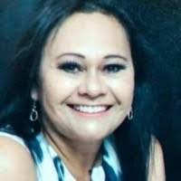 Laura Robledo's Instagram, Twitter & Facebook