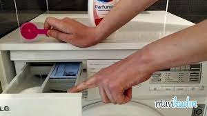 Yumuşatıcıyı makinenin doğru gözüne koymak ve kullanmak için yapılması gerekenler; Camasir Makinesine Deterjan Ve Yumusatici Nereye Konur Camasir Makine Kullanimi Onerileri Youtube