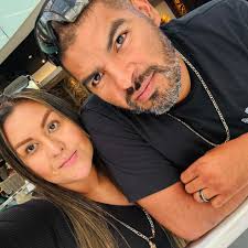 Building a scale Christmas village with train and station?