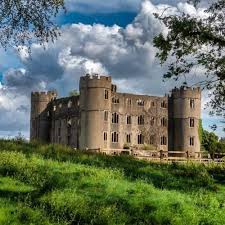 This Is Ruppera Castle Less Than 5 Miles From Cardiff And Castle Instagram Mansions