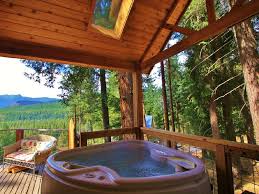Romantic Tiny Home W Views Hot Tub Dvd Fido Ok And Just 20 Minutes To Town Leavenworth Hot Tub Bungalow Style Couples Retreats