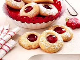 Engelsaugen Das Klassische Rezept Rezept Engelsaugen Platzchen Rezept Kekse Backen Rezept Rezepte Backen Weihnachten