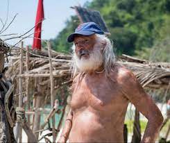 #tremors 7 #tremors shrieker island #shrieker #shriekers #the best redesigns of the life cycle #at i just watched tremors 7: Tremors 7 Island Fury Erstes Bild Burt Gummer Auf Der Einsamen Insel Blairwitch De