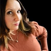 Veronika DeCrescenzo