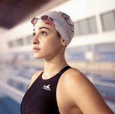 She became fascinated by the syrian culture, where the islamic faith and traditions influenced many. Ta9hg 8trhmjim