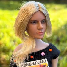 Professor Baldwin briefly speaks with Tori before she heads over to Cindy  Slater's house. She plans to walk over, hoping that the exercise will  mellow her nerves a bit. Baldwin looks concerned. “