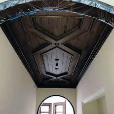 In summertime, cooling energy stored overnight is piped in the form of cold water across the concrete ceiling slabs, cooling the building down, while pipes filled with hot water. Top 60 Besten Holzdecke Ideen Holz Interieur Design Deutsch Style Wood Ceilings Ceiling Design Coffered Ceiling
