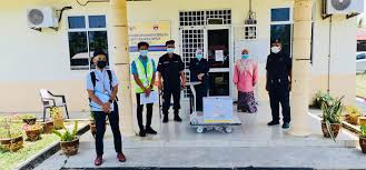 Lisateavet klinik kesihatan seberang takir kohta leiate veebisaidilt www.moh.gov.my. Pharmaniaga Berhad On Twitter The Sinovac Covid 19 Vaccines Successfully Delivered To Klinik Kesihatan Manir Terengganu Klinik Kesihatan Seberang Takir Terengganu Jomcucuk Vaccinearrival Vaksincovid19 Sinovac Lindungidirilindungisemua