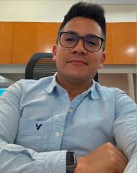 Este martes 7 de enero a las 8pm, acompáñanos en White Roof para una noche  de terror y suspenso con la icónica película Drácula 1992 protagonizada por  Gary Oldman! 🧛‍♂️🍷 Sumérgete en