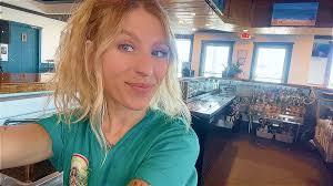 Captain Mike's Tavern & Beer Garden