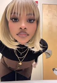 Taylor Kuhnie Fit Check