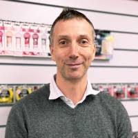 600+ perfiles de «Dalglish»