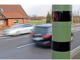 Ampelblitzer können bereits bei gelb auslösen. Mobile Blitzer Und Stationare Blitzer Im Land Brandenburg Ab 12 August