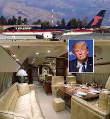 10 Private Jets Owned By Some Of The Richest Celebrities In The World Celebrity Private Jets Richest Private Jet Interior Luxury Private Jets Private Jet