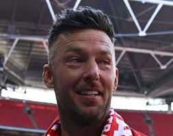 Whitstable Town manager Jamie Coyle wants striker Javaun Splatt and  midfielders Callum Peck and James Miles to add extra firepower to Southern  Counties East League Premier Division squad